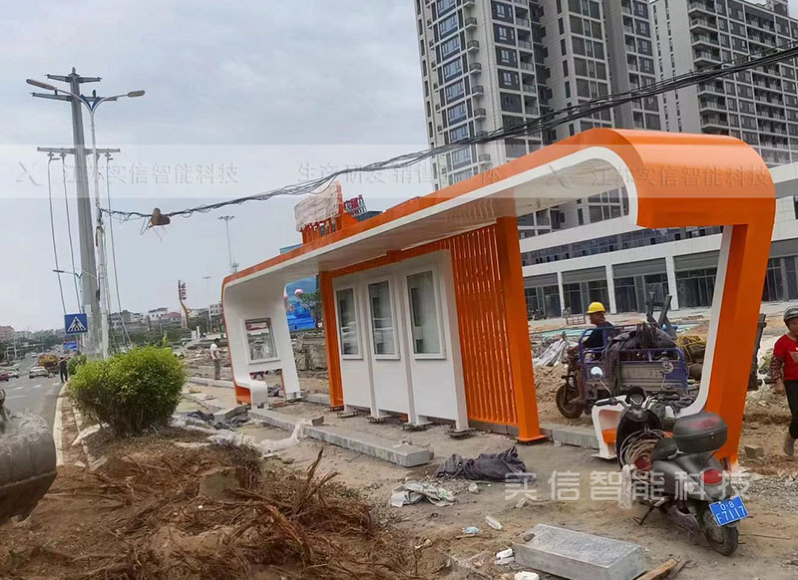 智能分类垃圾箱：推动城市垃圾分类数字化转型的关键基础设施
